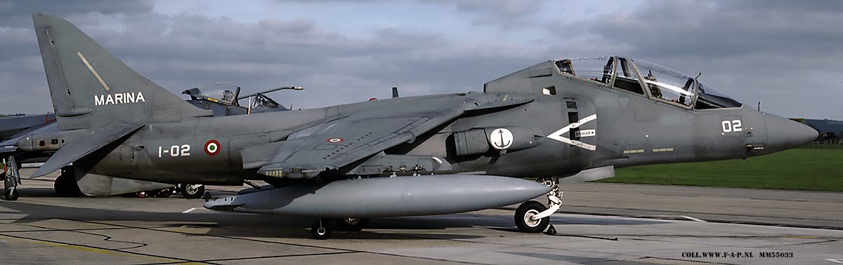 McDonnell Douglas TAV-8B Harrier II  MM55033 c/n-T-20 1-02 Italian Navy