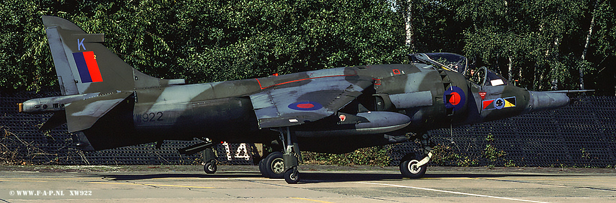 Hawker Siddeley Harrier GR3  XW922 c/n712077   233-OCU  Twente 27-09-1982