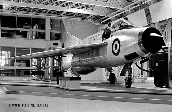 English Electric  Lightning P-1B,F  XA-847  Hendon   26-06-1977