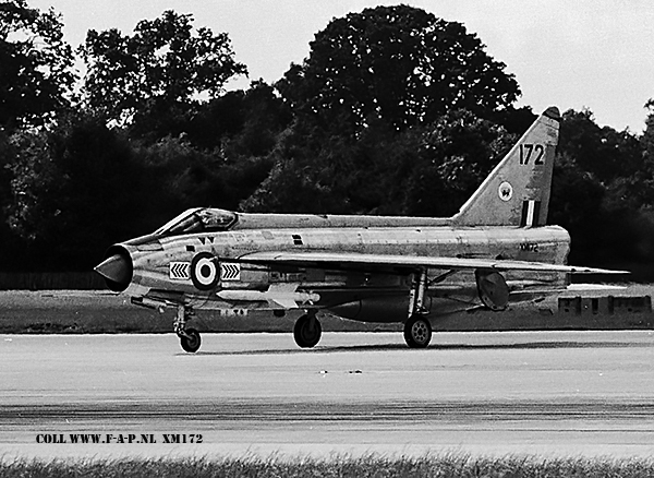 English Electric  Lightning  XM-172   65-Sqd 226-OCU  At wattisham