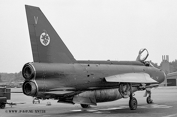 English Electric Lightning F-2A XN728   C/n 95105     92-Sqd.