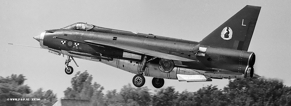 English Electric Lightning F-2 A   XN790  19-Sqd Gtersloh