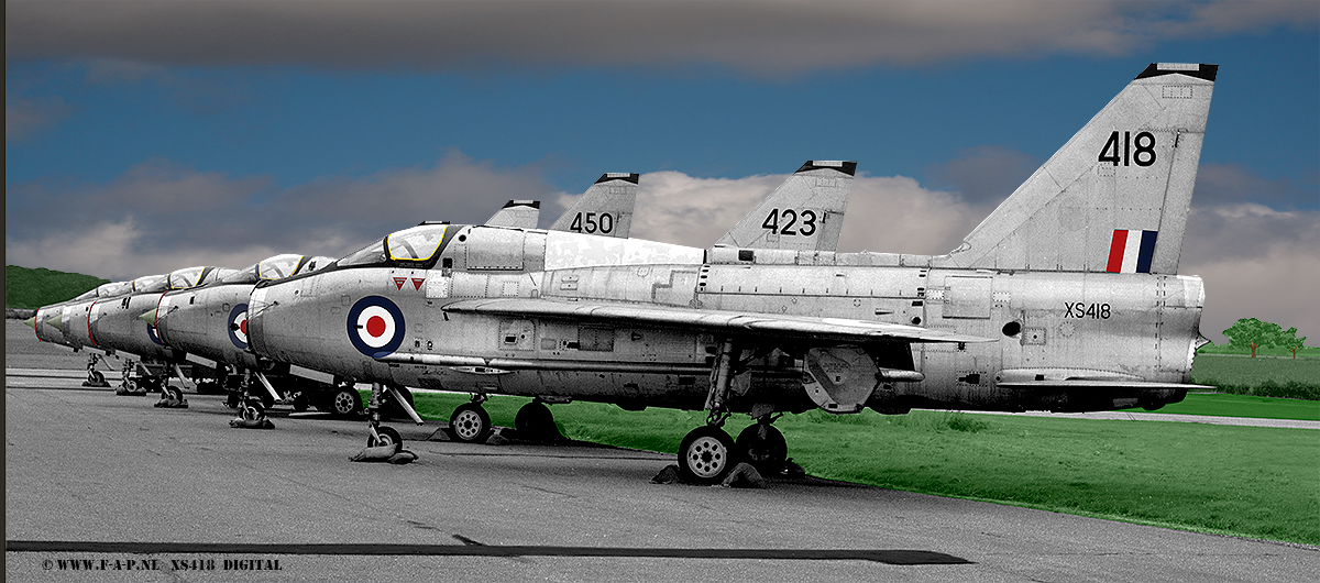 Lightning T-5   XS-418  226-OCU  Binbrook  26-08-1978 Digital 