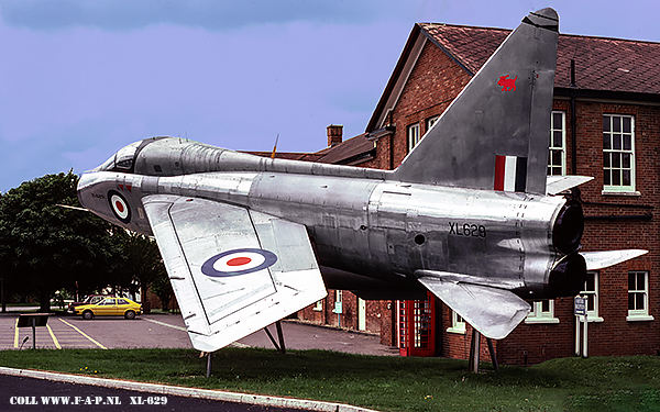 English Electric  Lightning T-4   XL-629  Boscome Down