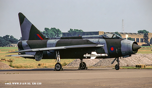  English Electric  Lightning F-1  XM-139