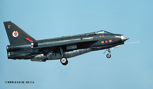 English Electric Lightning F-2A XN-774    92-Sqd