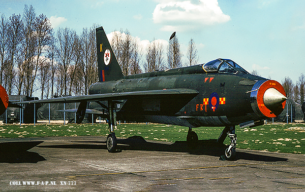 English Electric Lightning F-2A XN-777   92-Sqd