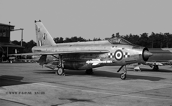 Lightning F-2A  XN-789  19-Sqd   Wieldenrath 15-06-1969