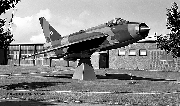 Lightning F-3   XP-748  5-Sqd   Binbrook  06-08-1978