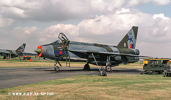 English Electric  Lightning  F-3   XP-750  LTF   Binbrook  26-08-1978