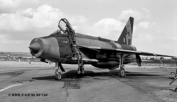 English Electric  Lightning  F-3   XP-750  LTF   Binbrook  26-08-1978