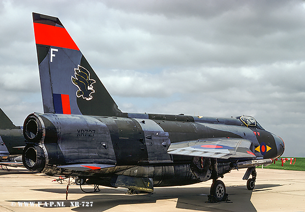 English Electric  Lightning F-6  XR-727  At Binbrook