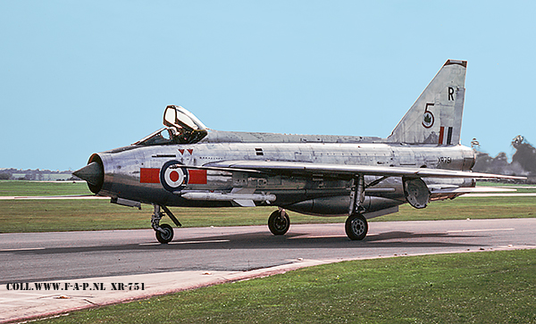 English Electric  Lightning F-6  XR-751  At Binbrook