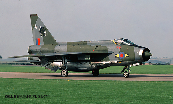 English Electric  Lightning F-6  XR-753  11-Sqd   Binbrook  