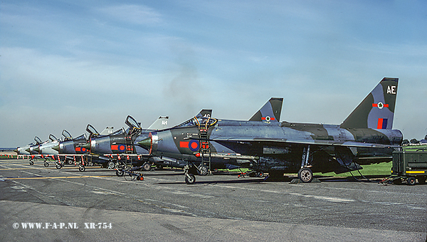 English Electric  Lightning F-6  XR-754  Binbrook