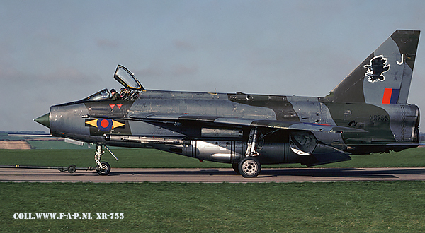 English Electric  Lightning F-6  XR-755  Binbrook