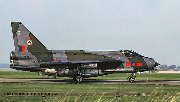 English Electric  Lightning F-6  XR-756  Binbrook