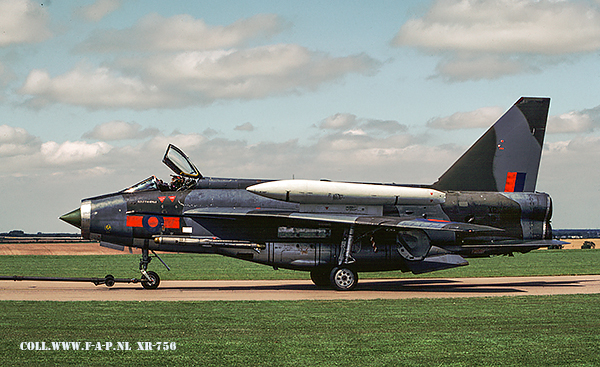 English Electric  Lightning F-6  XR-756  Binbrook