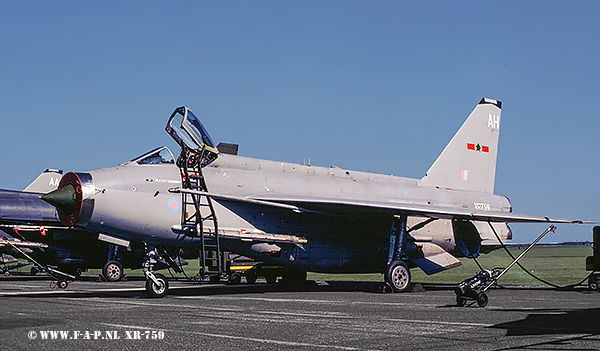 English Electric  Lightning F-6  XR-759  Binbrook