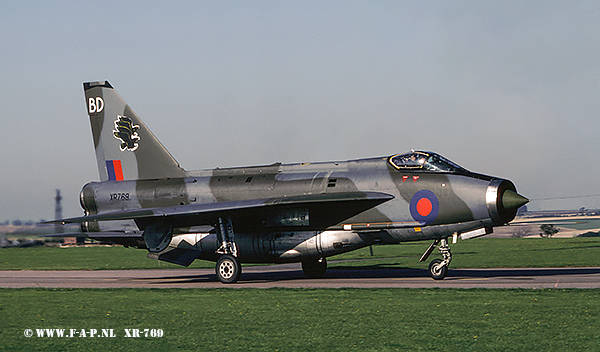 English Electric  Lightning F-6  XR-769  Binbrook