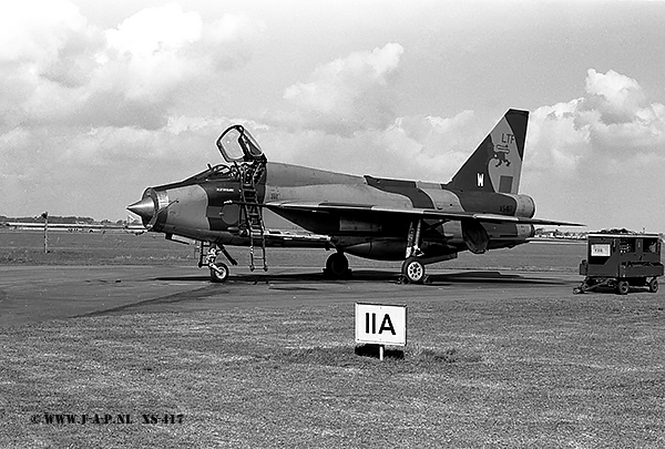 Lightning T-5    XS-417  LTF  Binbrook  26-08-1978