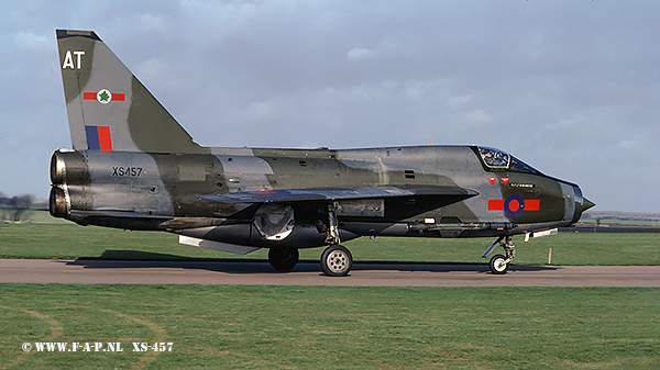 English Electric  Lightning T-5    XS457    Binbrook 