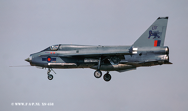 English Electric  Lightning T-5    XS458    Binbrook  