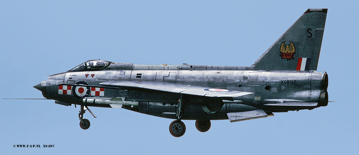 English Electric  Lightning F-6    XS897  56-Sqd      