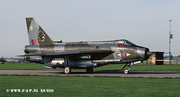 English Electric  Lightning F-6    XS920    Binbrook