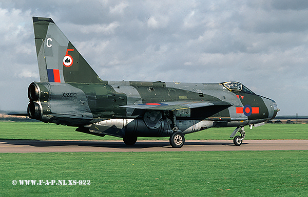 English Electric  Lightning F-6    XS922    Binbrook