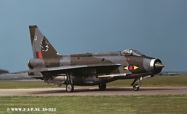 English Electric  Lightning F-6    XS923    Binbrook