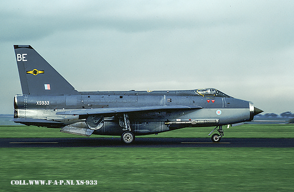 English Electric  Lightning F-6    XS933   Binbrook