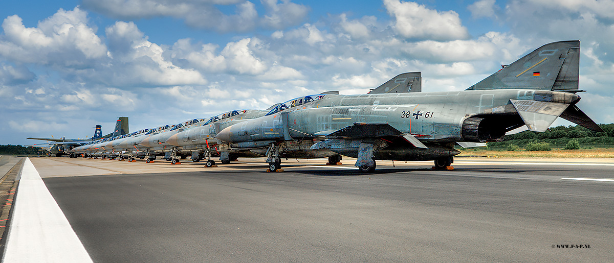 Phantoms F-4F   38+61 Wittmund 05-06-2009