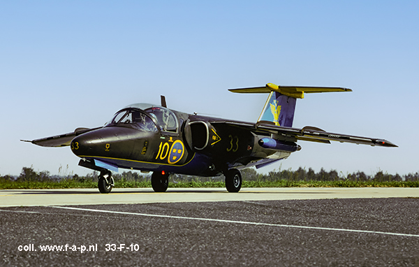 Saab 105 (Sk 60)      33   F-10  c/n-60033   Cambrai - pinoy (closed)