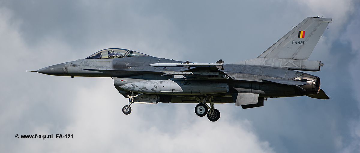 General Dynamics F-16 MLU   FA-121   BAF  Leeuwarden  09-09-2024