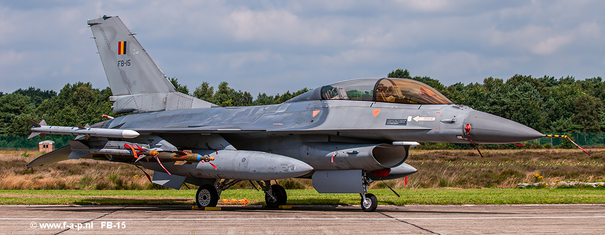 General Dynamics F-16B    FB-15   BAF  Kleine Brogel