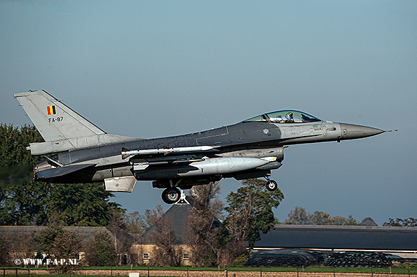 General Dynamics F-16 MLU   FA-87   BAF  Leeuwarden 