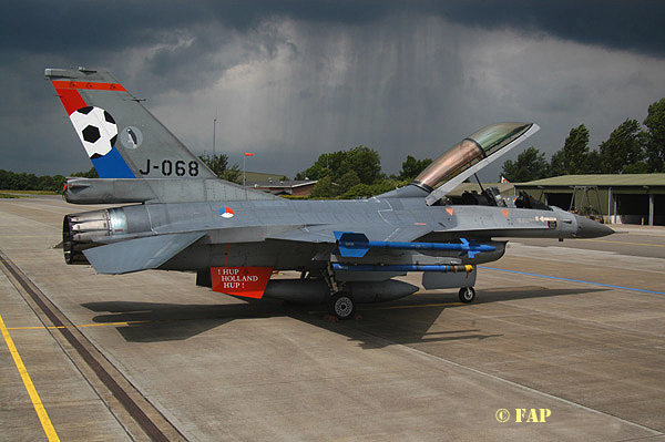 F-16-Am    J-063  322-Sqd   Frisian Flag   Leeeuwarden 05-10-2005