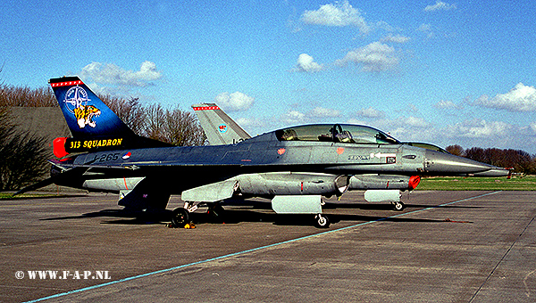 F-16B  J-265  of 315 Sqd  Leeuwarden 20-03-2001
