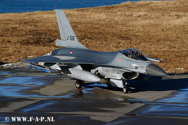 General Dynamics F-16-A-MLU    J-516  322-Sqd   Cold Response  Bod  03-2007