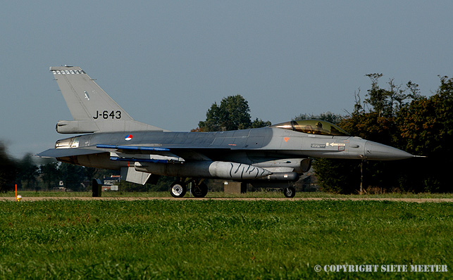 F-16-Am     J-643  322-Sqd   Frisian Flag   Leeeuwarden 05-10-2005