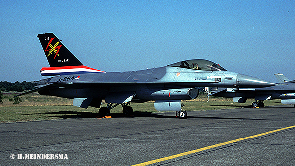F-16A   J-864  312-Sqd.   Special Colours   Kleine Brogel  Sep-1991