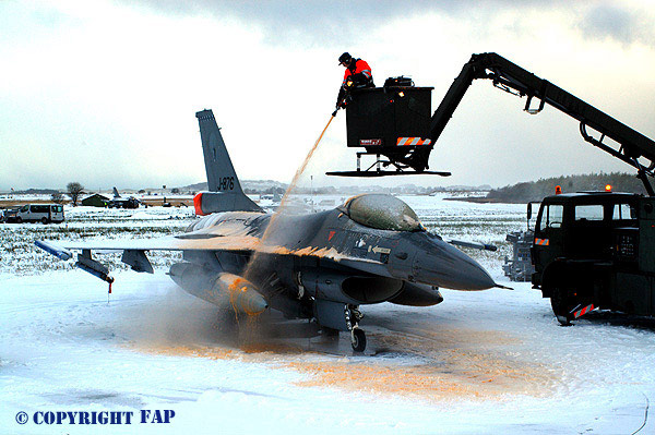 F-16-Am   J-876   322-Sqd    Cold Response  Bod  08-03-2007
