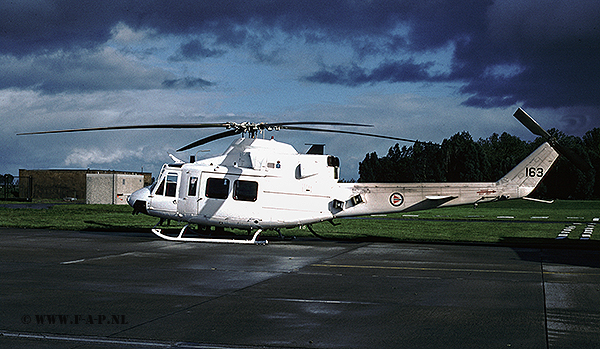 AB-412-SP  163.   720-Skvadron. SAR-Meet  Leeuwarden  05-Okt-1994