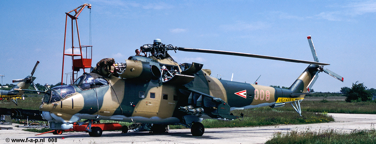 Mil Mi-Hind 24D  Hind D        008                             of  the  87th Bakony Regiment   of  the  87th Bakony Regiment    Szentkirlyszabadja Air Base