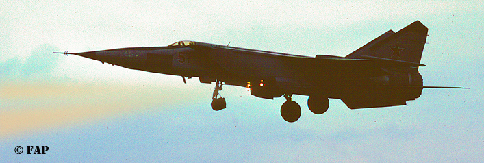 MiG 25_R  51  931 AFR   20-04-1991  Werneuchen