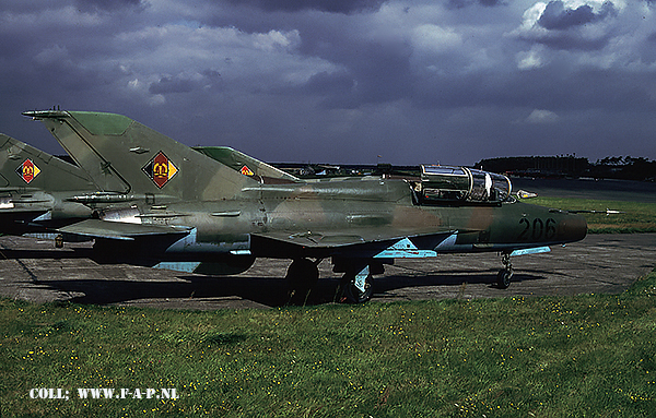 MiG 21UM  Tactisch number  206   c/n 04695163   JG-8   Preschen