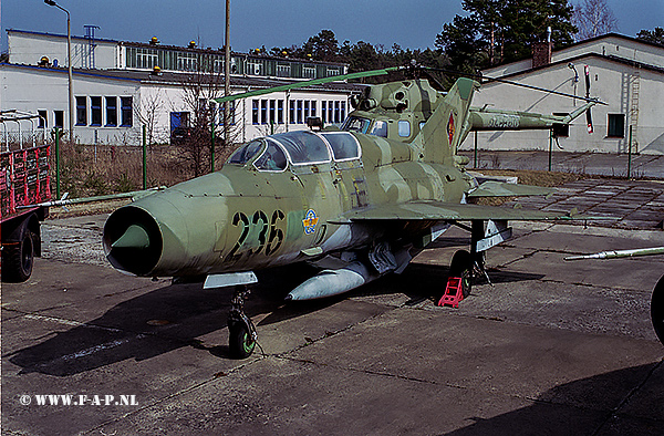MiG 21 US   236  Rothenburg   18-08-2003