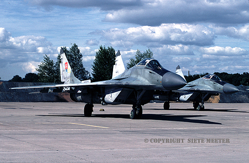 MiG 29   6526   1-SLK Slowak AF    Hradec-Kralove  02-09-2002