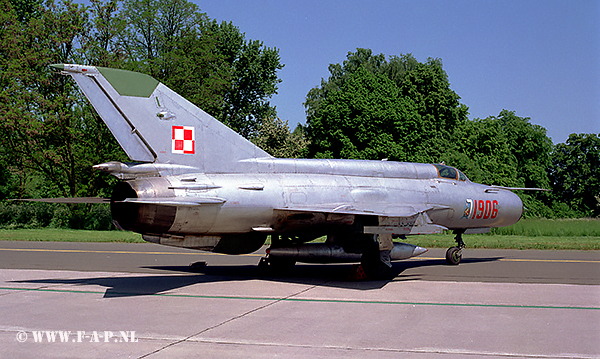 MiG 21 M 1906  41-PLM  Malbork 28-05-1999   